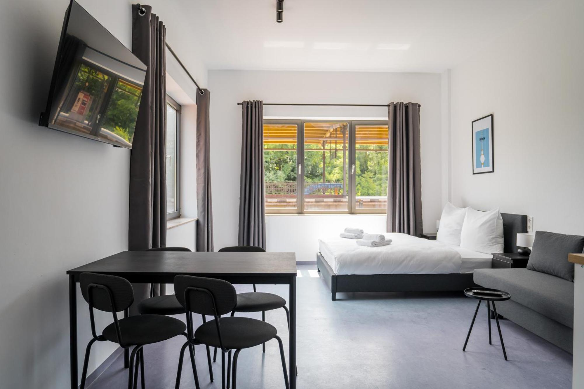 Apartmenthaus Berlin Neukoelln — Fotos 2